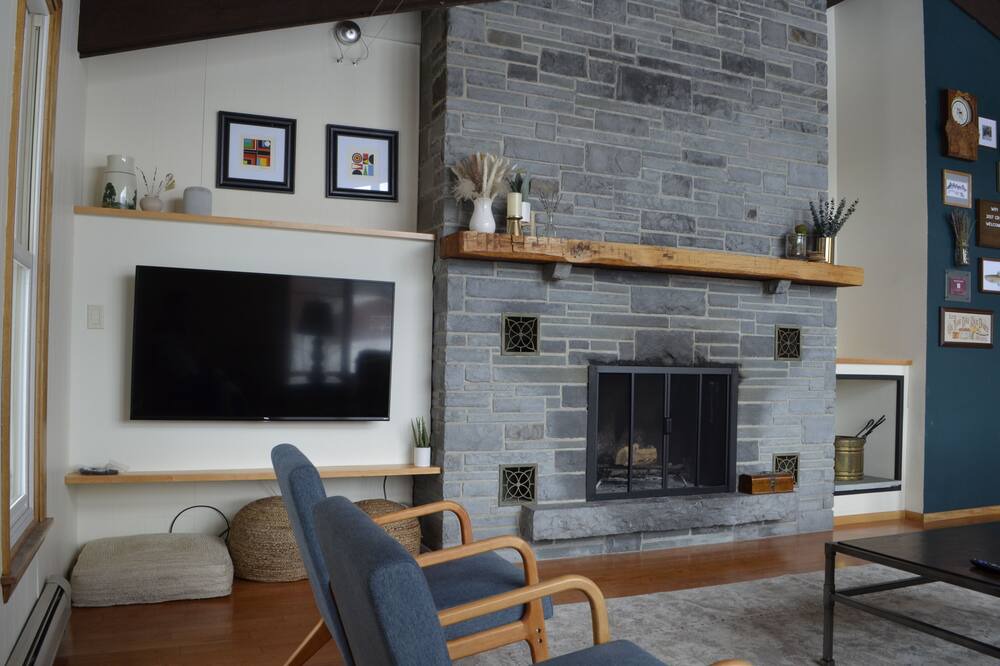 Photo of Livingroom in East Chatham
