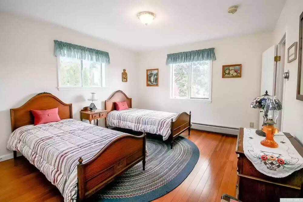 Photo of Bedroom in East Chatham