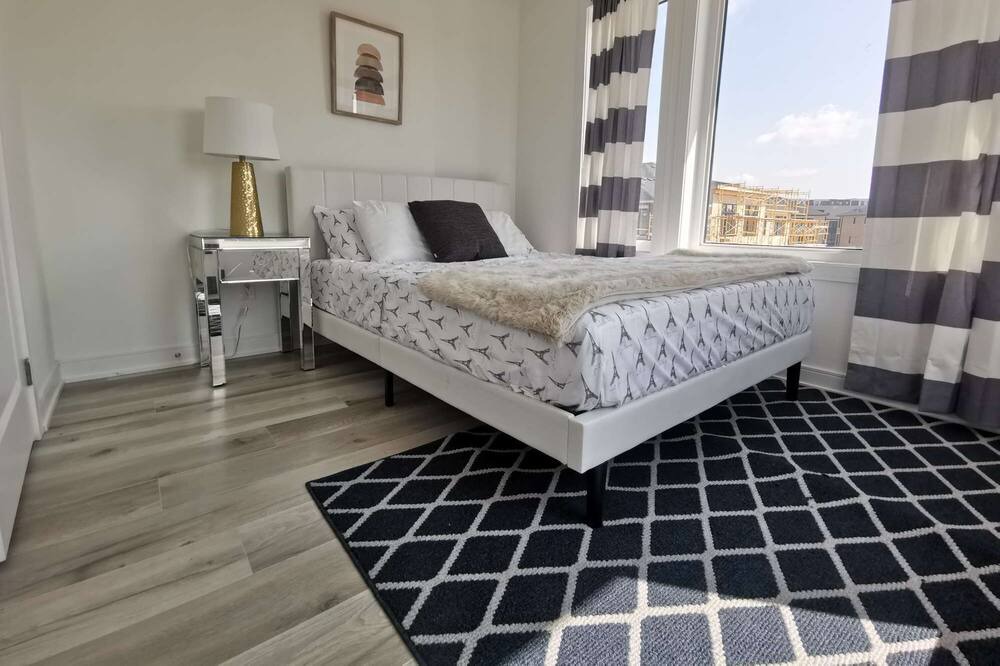 Photo of Bedroom in Barrie
