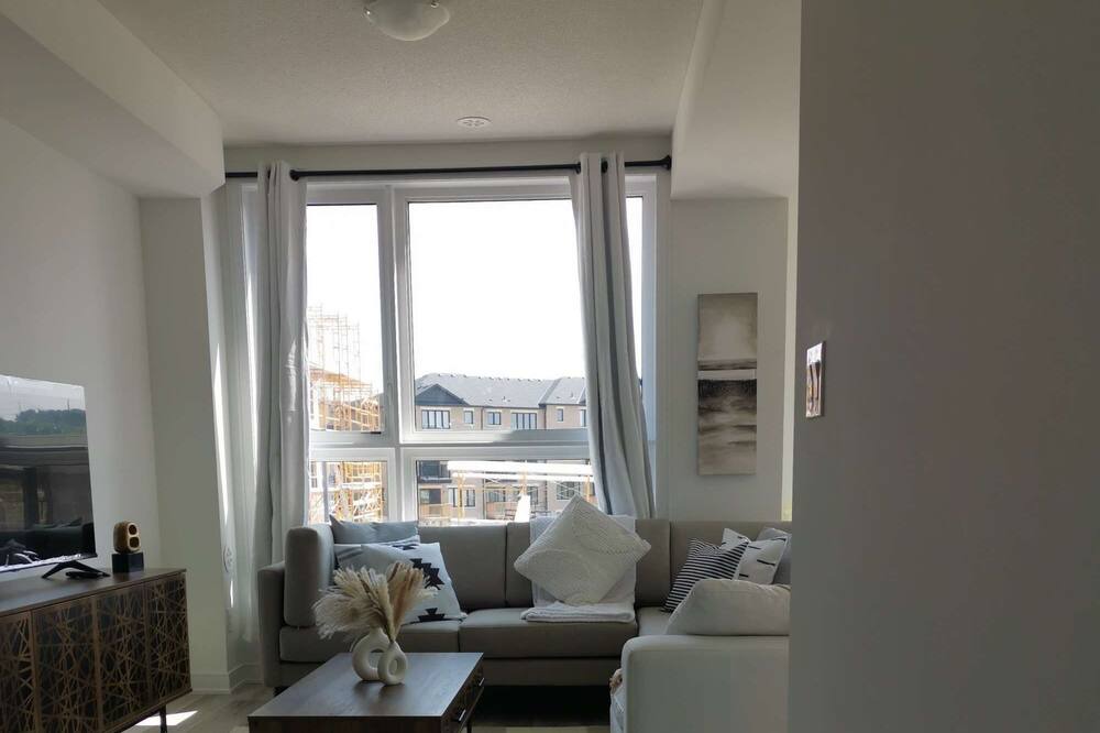 Photo of Livingroom in Barrie