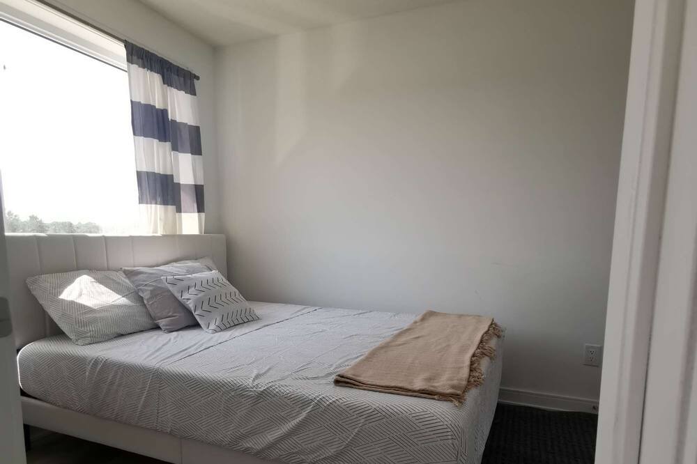 Photo of Bedroom in Barrie