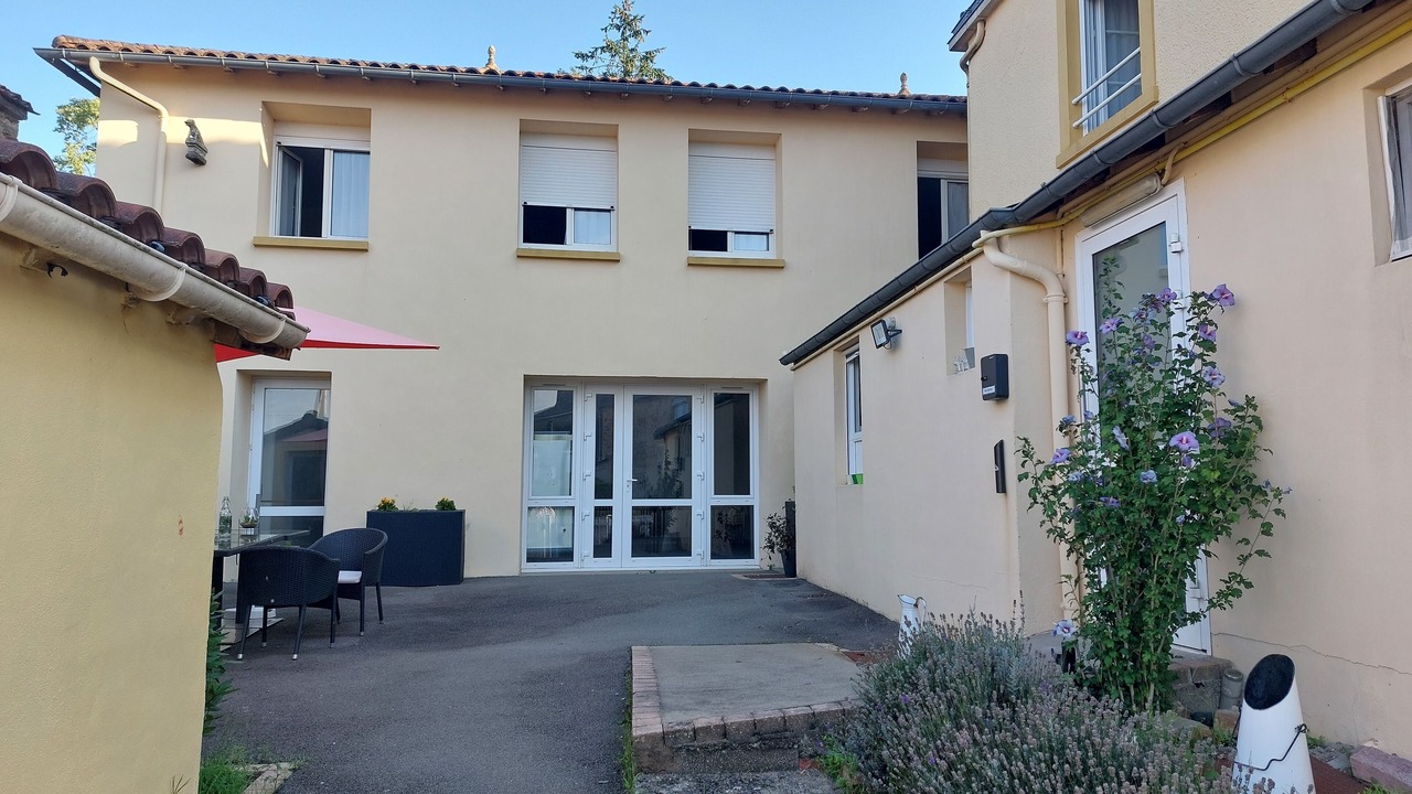 Photo of Patio Balcony in La Chataigneraie