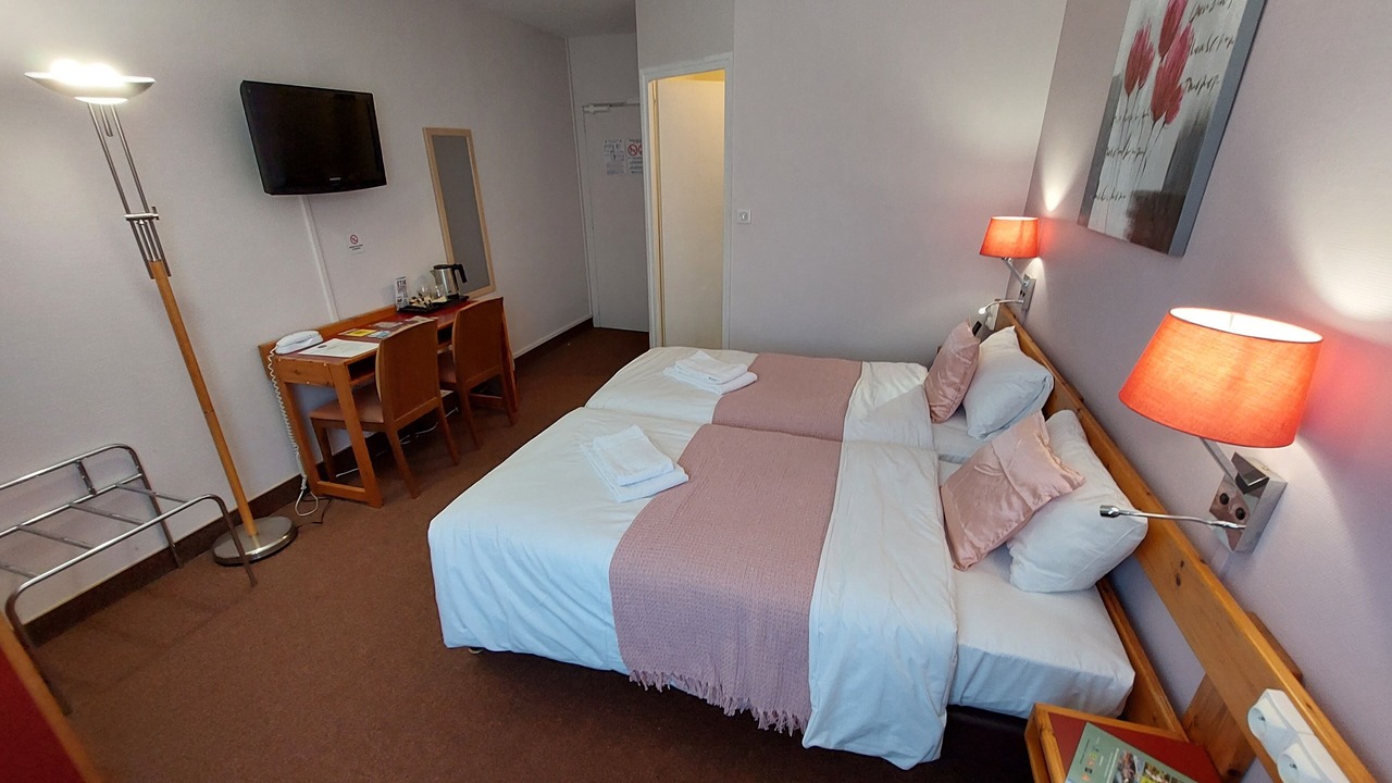 Photo of Bedroom in La Chataigneraie