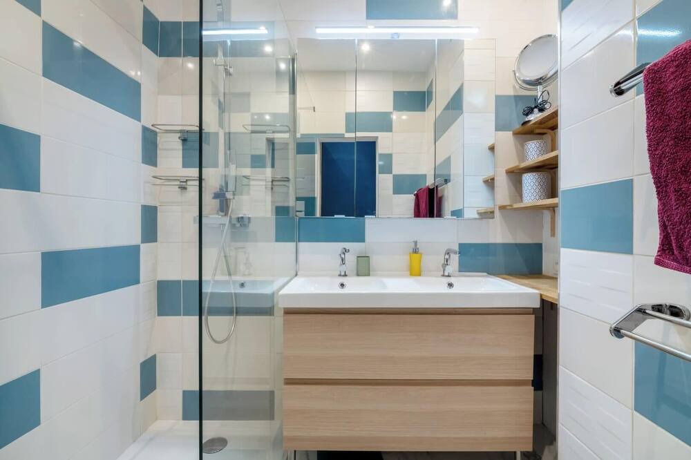 Photo of Bathroom in Toulouse Left Bank