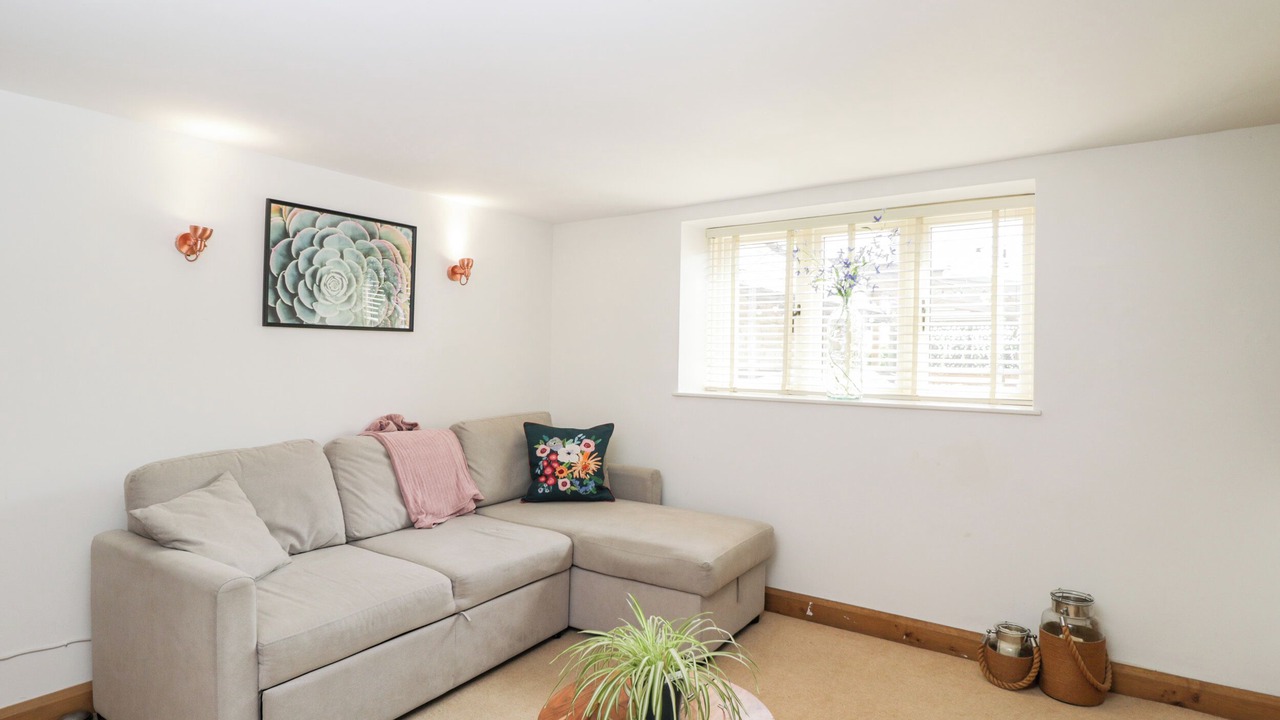 Photo of Livingroom in Bicester
