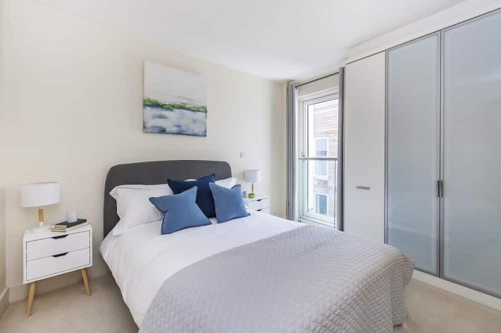 Photo of Bedroom in St James