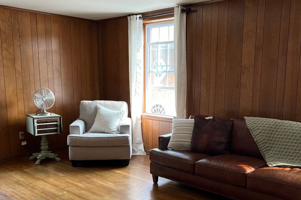 Photo of Livingroom in Ligonier