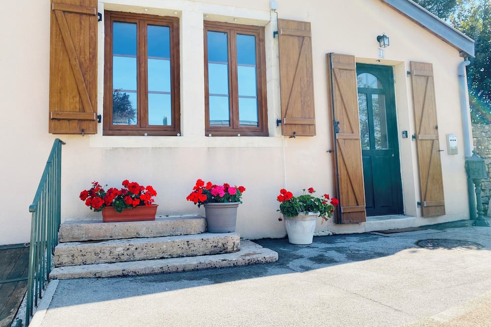 Photo of Outdoor in Gevrey-Chambertin