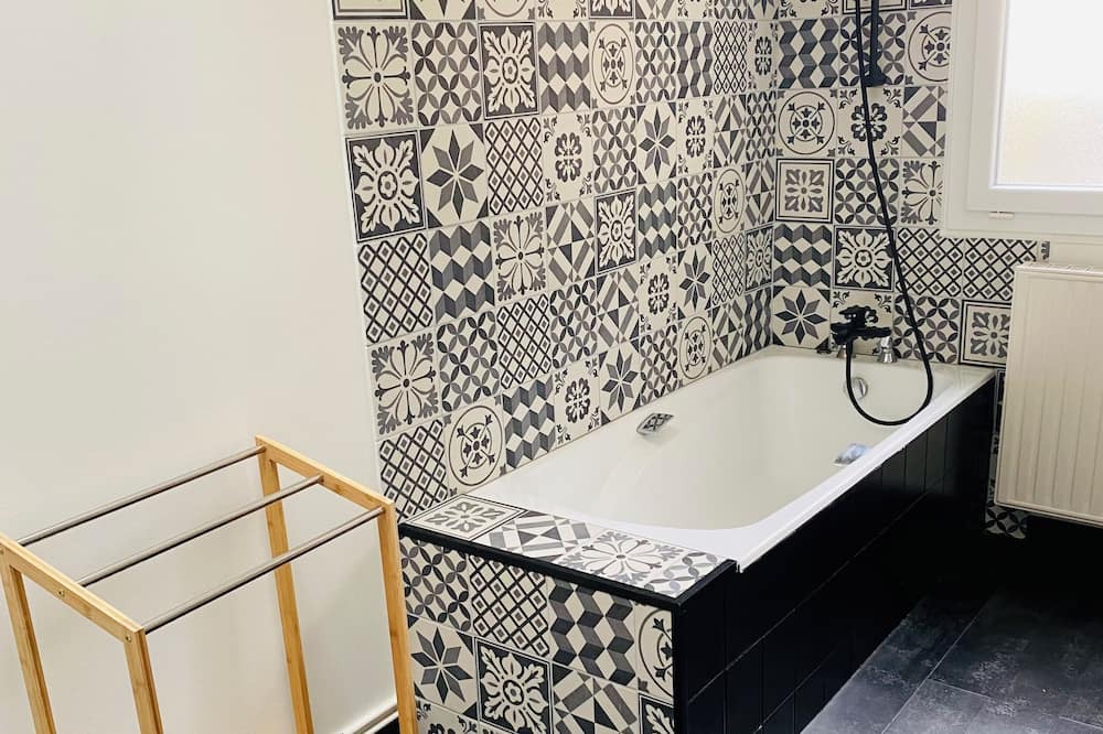 Photo of Bathroom in Gevrey-Chambertin