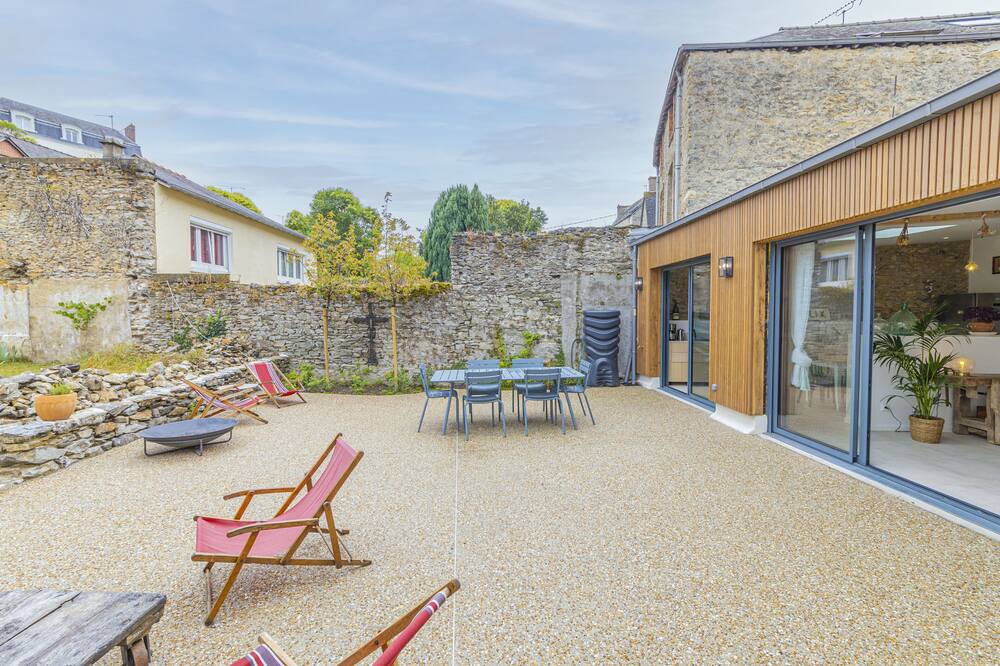 Photo of Others in Laval