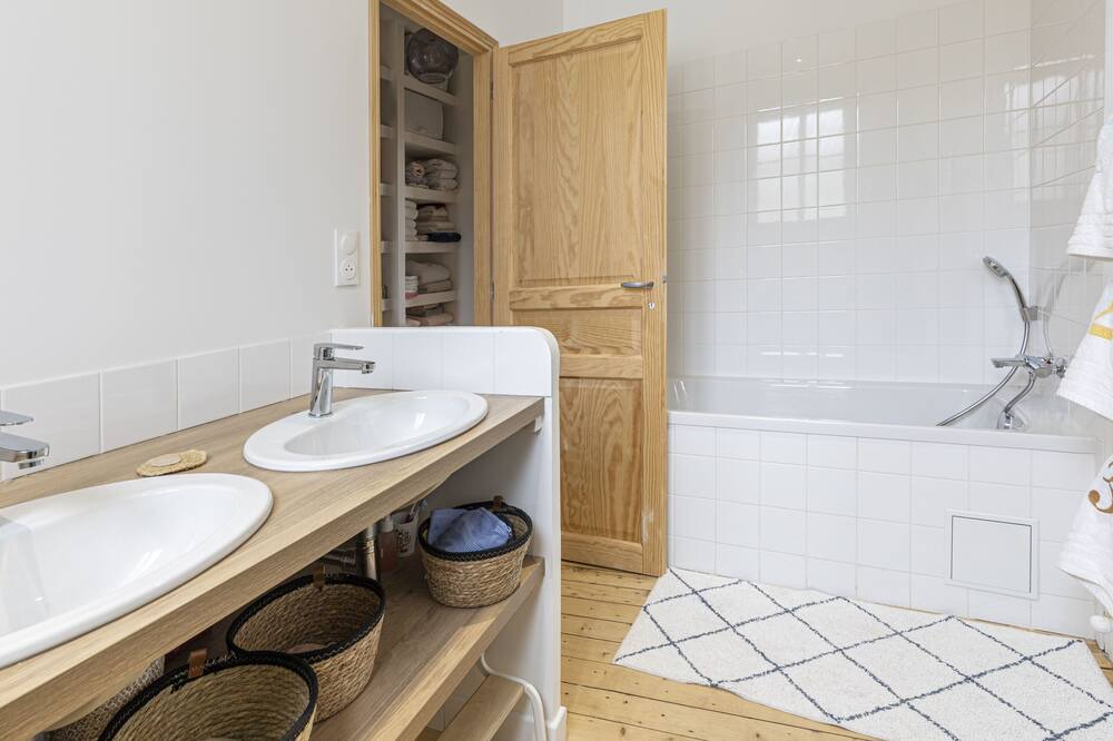 Photo of Others in Laval