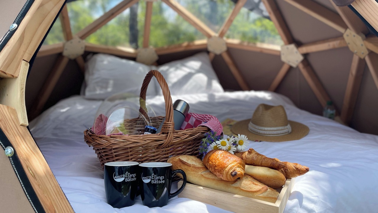 Photo of Others in Gravon