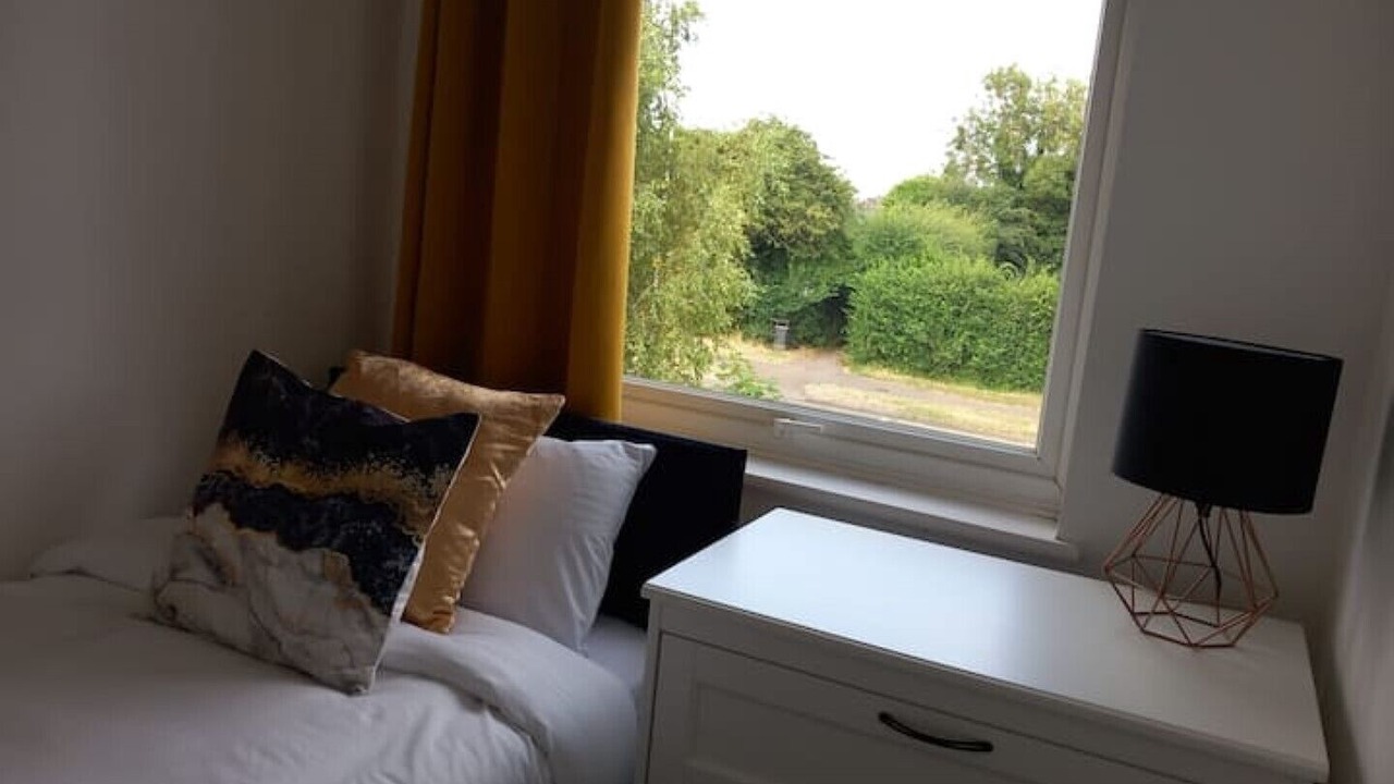 Photo of Others in Hatfield