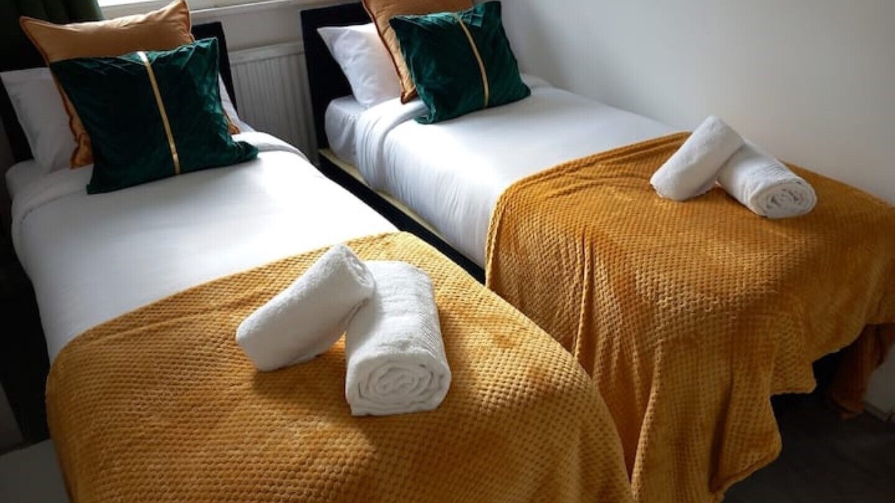 Photo of Others in Hatfield