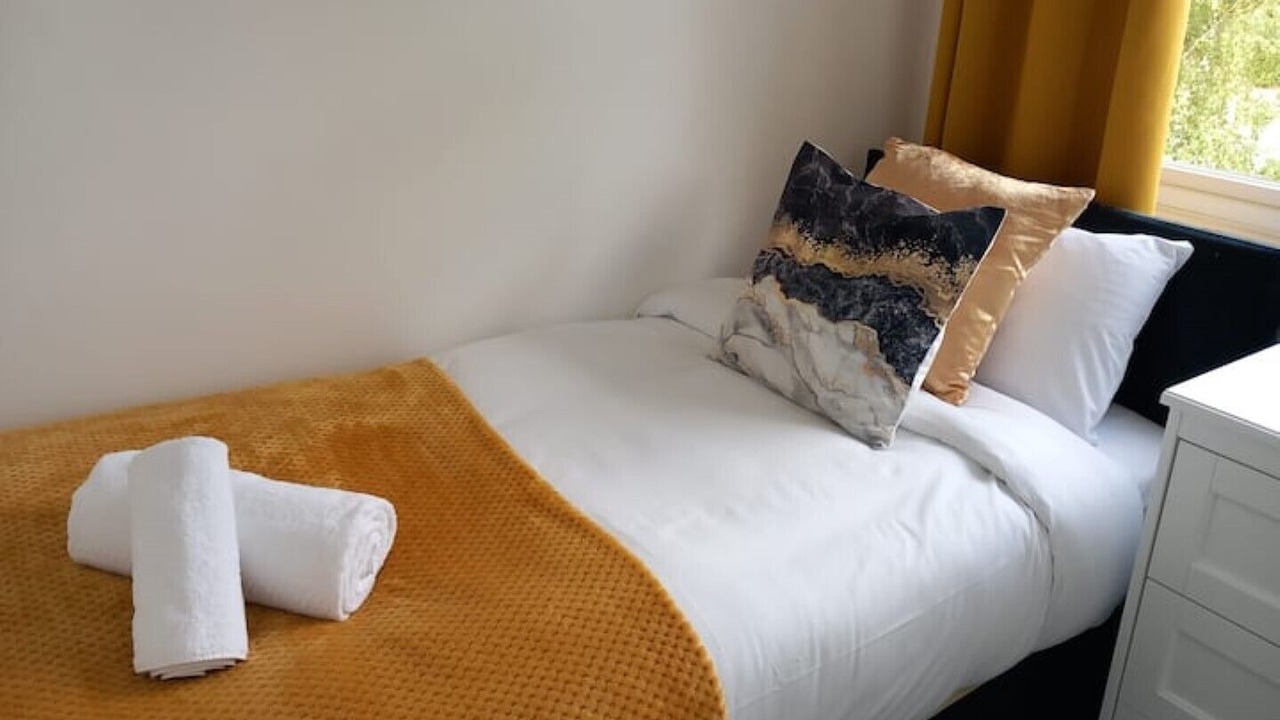 Photo of Others in Hatfield