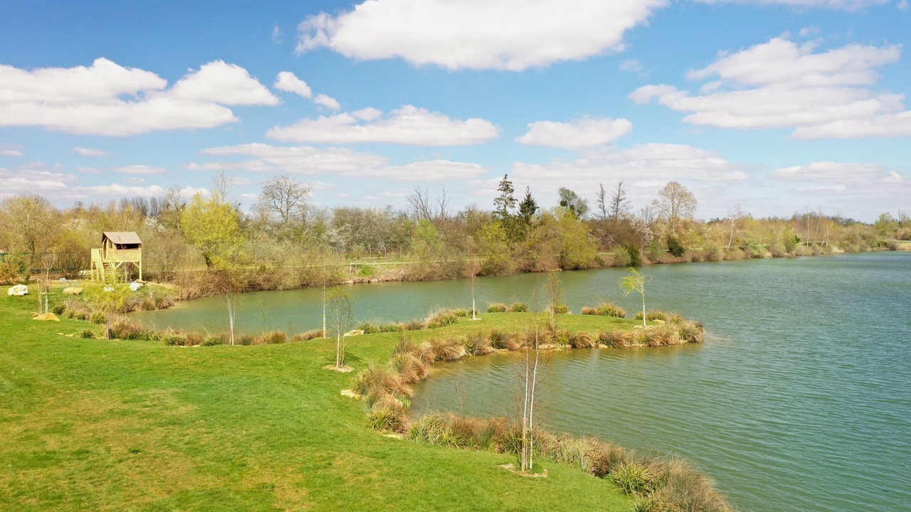 Photo of Outdoor in Gravon