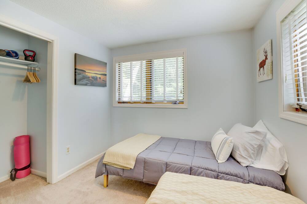 Photo of Others in Lake Arrowhead