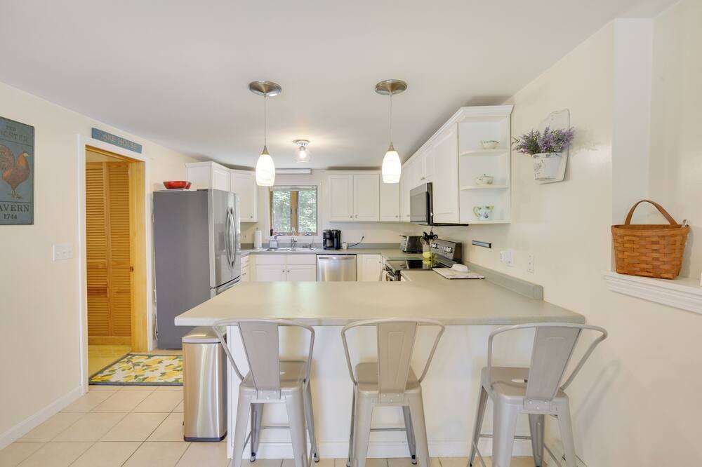 Photo of Kitchen in Lake Arrowhead