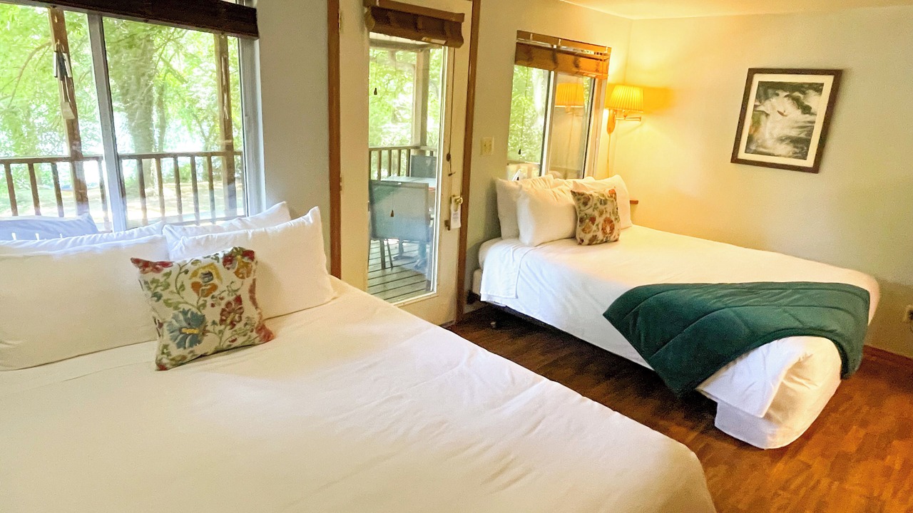 Photo of Others in Cotter