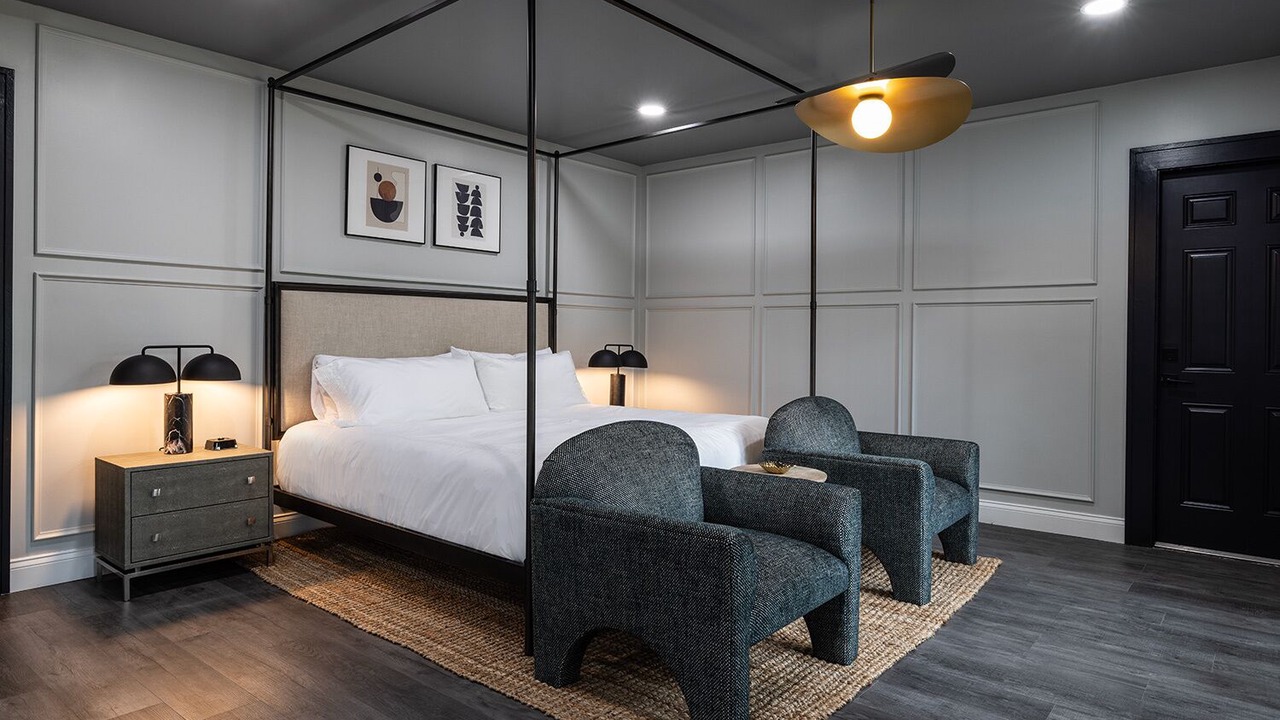 Photo of Bedroom in Historic District