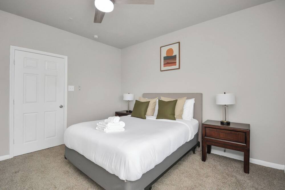 Photo of Bedroom in Central Southwest