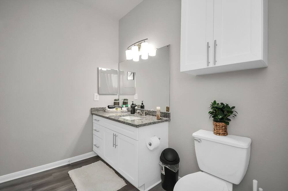 Photo of Bathroom in Central Southwest