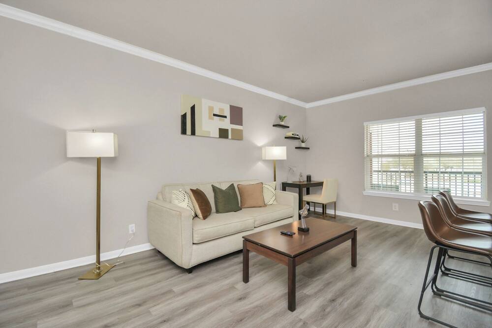 Photo of Livingroom in Central Southwest