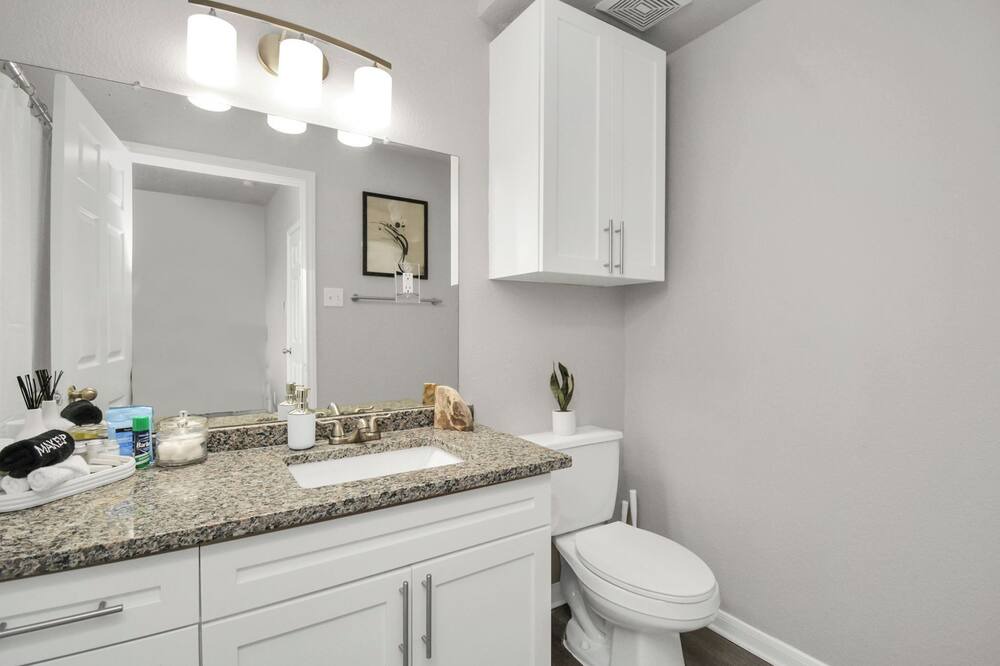 Photo of Bathroom in Central Southwest