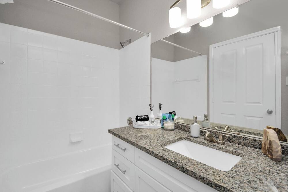 Photo of Bathroom in Central Southwest