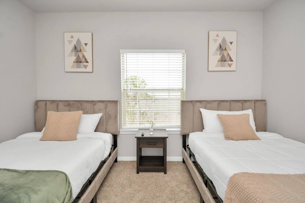 Photo of Bedroom in Central Southwest
