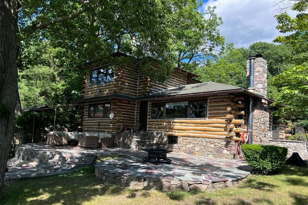 Photo of Outdoor in Greenwood Lake