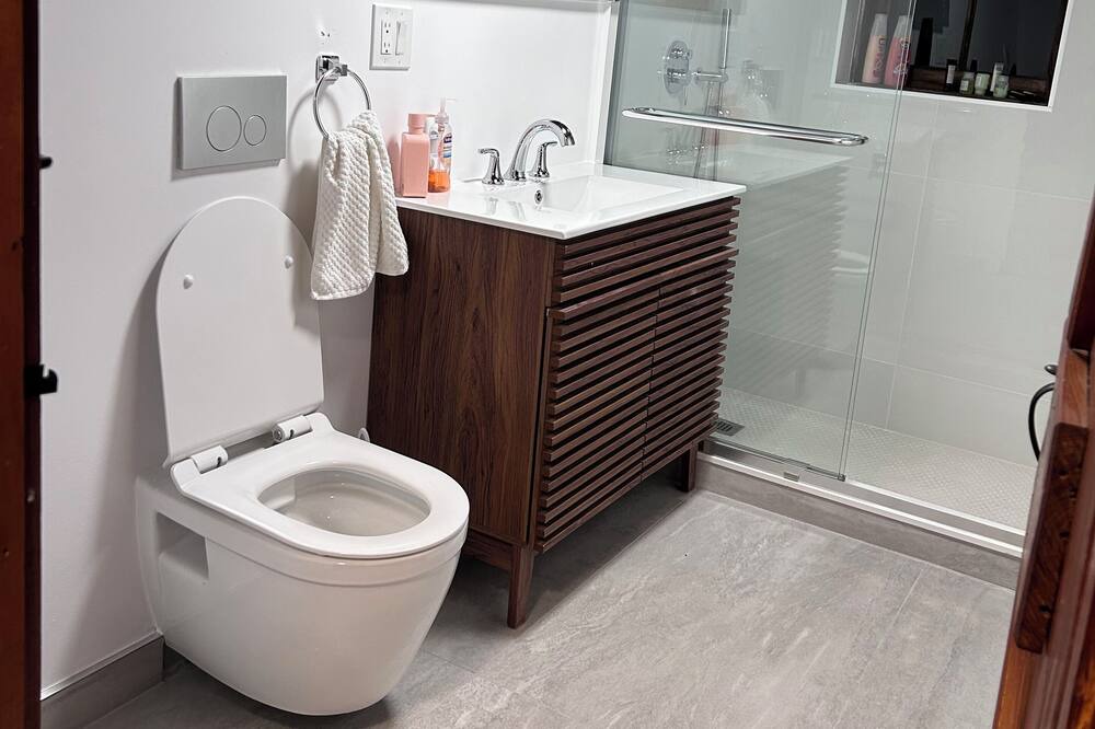 Photo of Bathroom in Greenwood Lake
