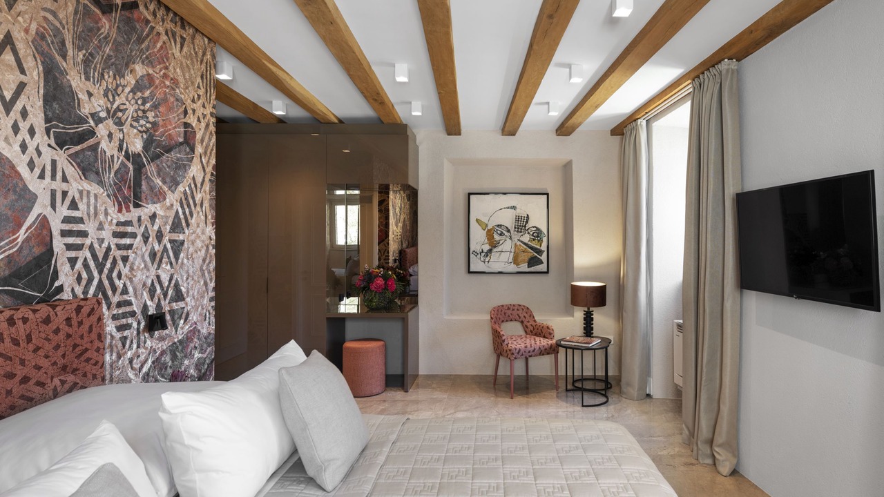 Photo of Bedroom in Pile