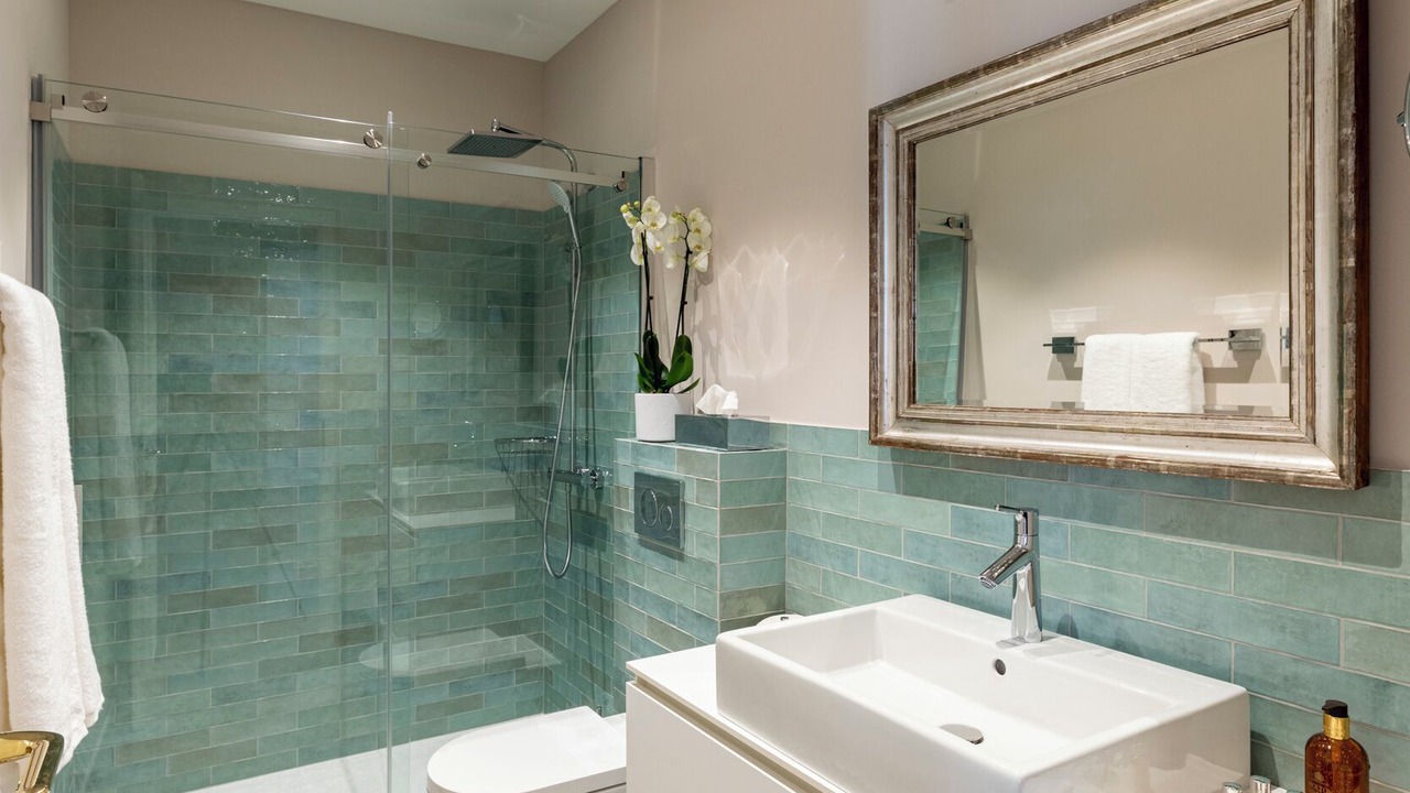 Photo of Bathroom in Pile