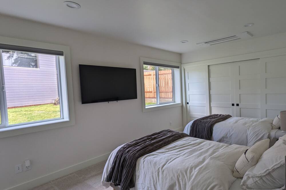 Photo of Bedroom in Poulsbo