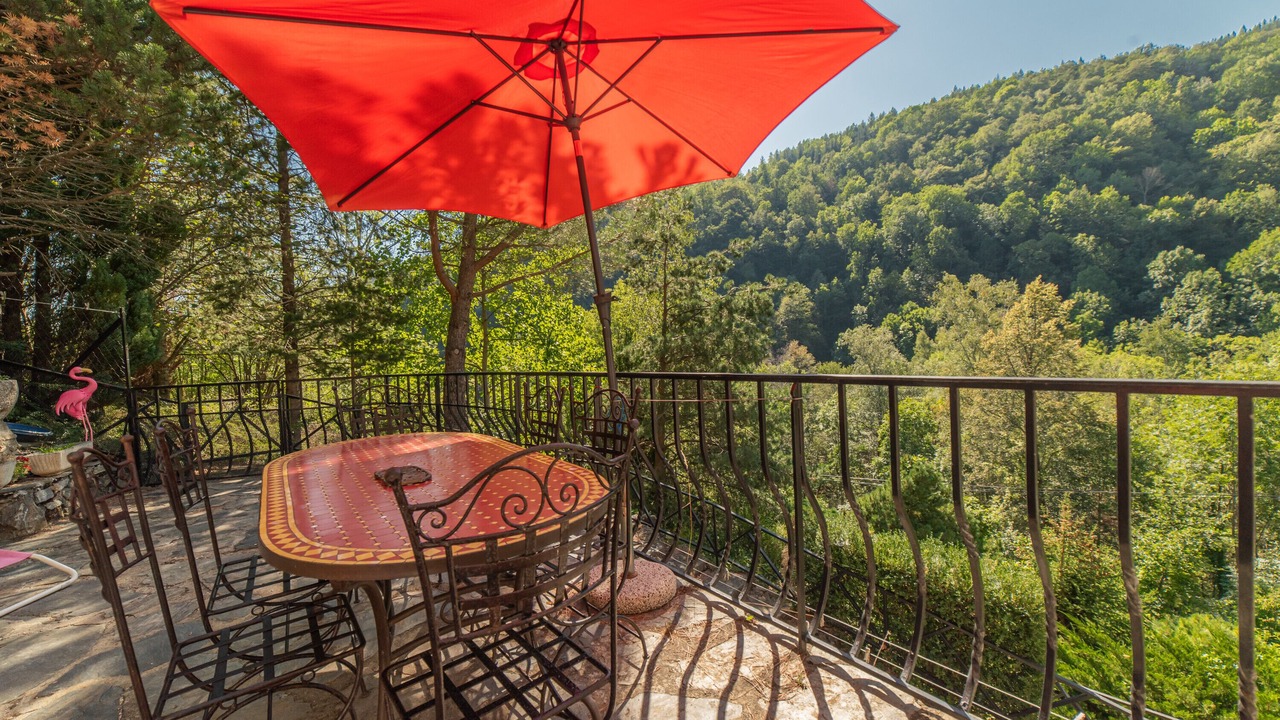 Photo of Outdoor in Corsavy