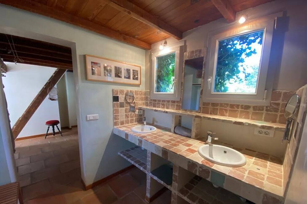 Photo of Kitchen in Valergues