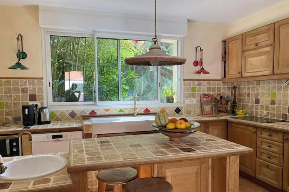 Photo of Kitchen in Valergues