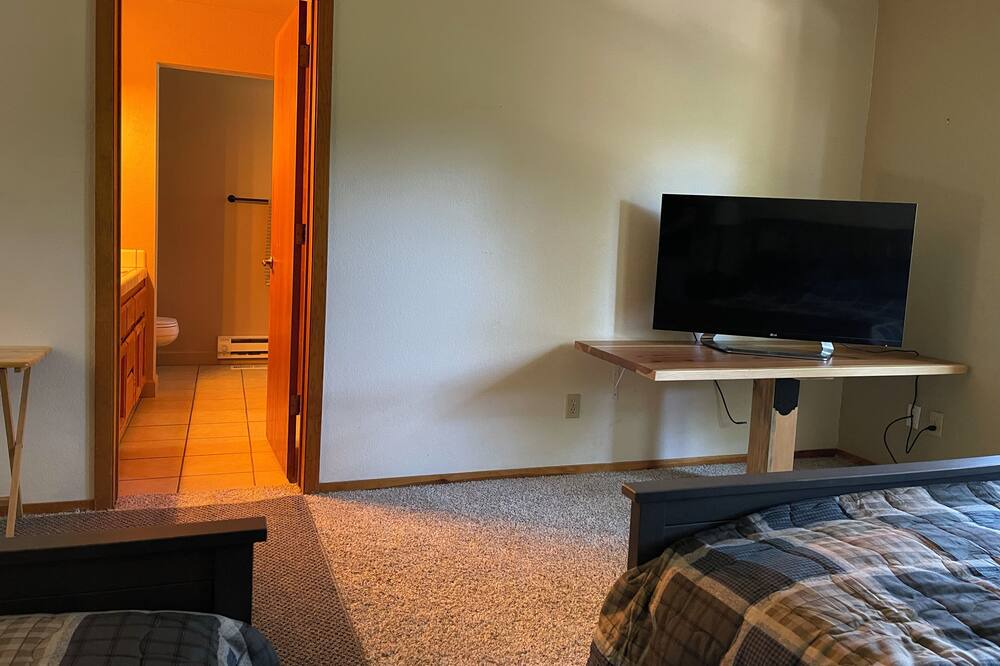 Photo of Bedroom in Pollock Pines
