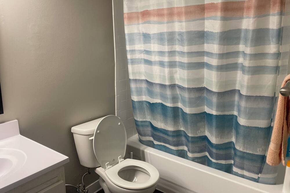 Photo of Bathroom in Gaithersburg