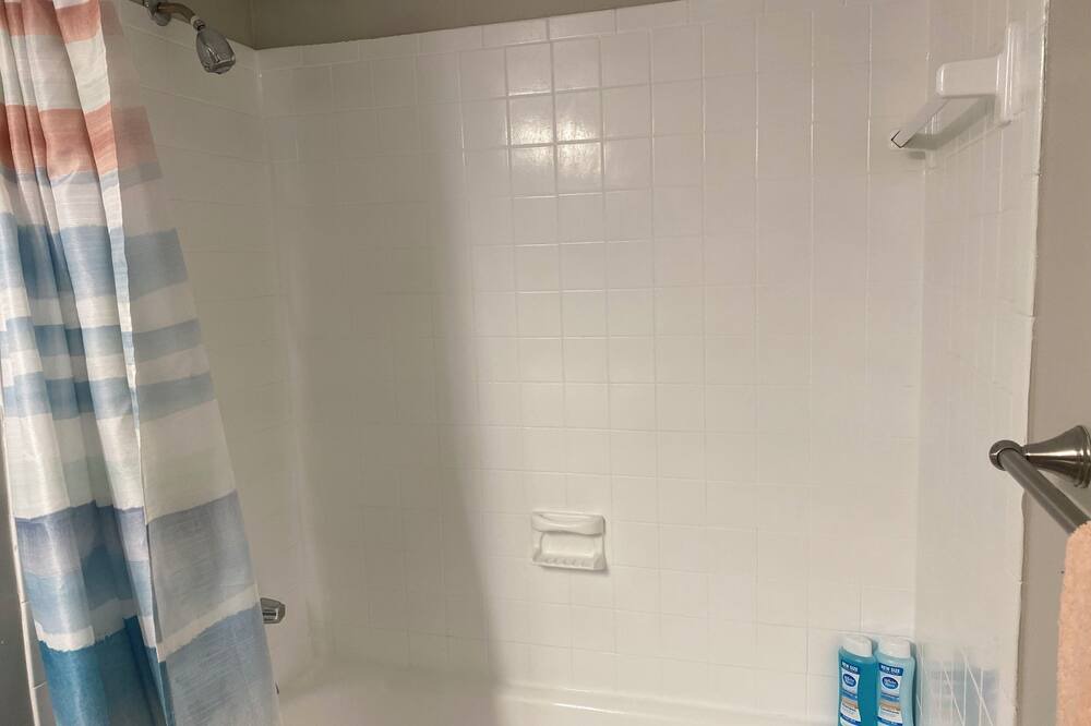 Photo of Bathroom in Gaithersburg
