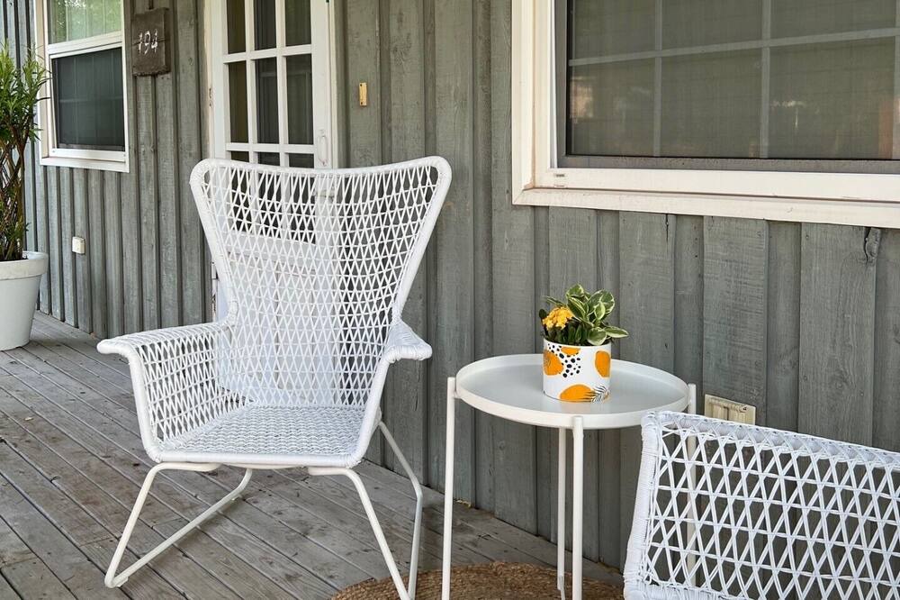 Photo of Patio Balcony in Pointe-du-Chene