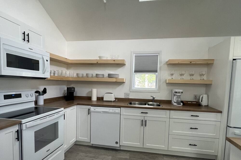 Photo of Kitchen in Pointe-du-Chene