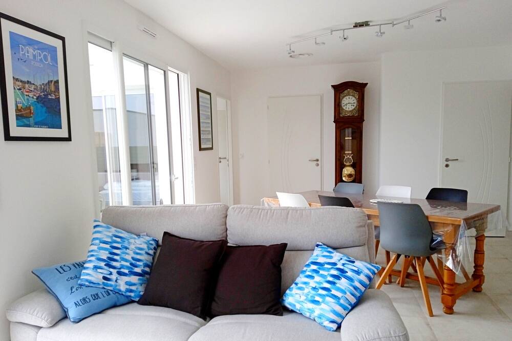 Photo of Livingroom in Saint-Gilles-Croix-de-Vie