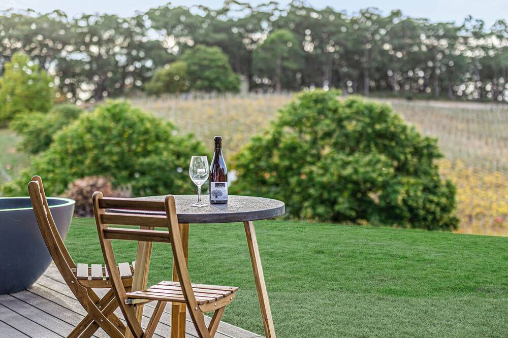 Photo of Outdoor in Ashton