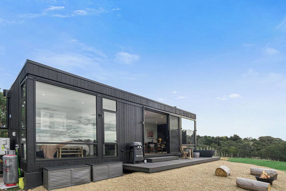 Photo of Outdoor in Ashton