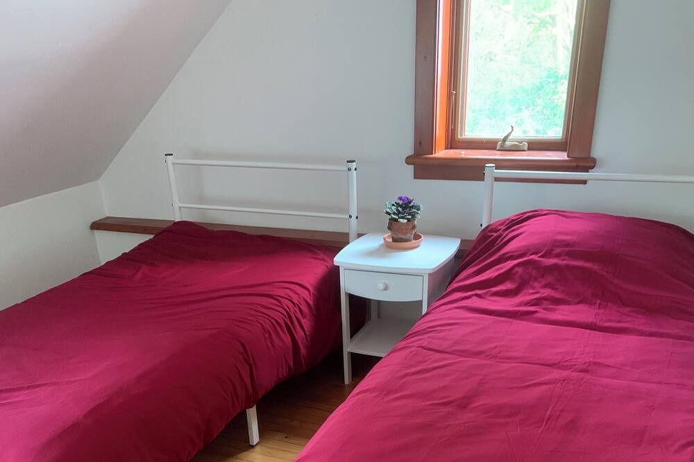 Photo of Bedroom in Saint-Andre-d'Argenteuil