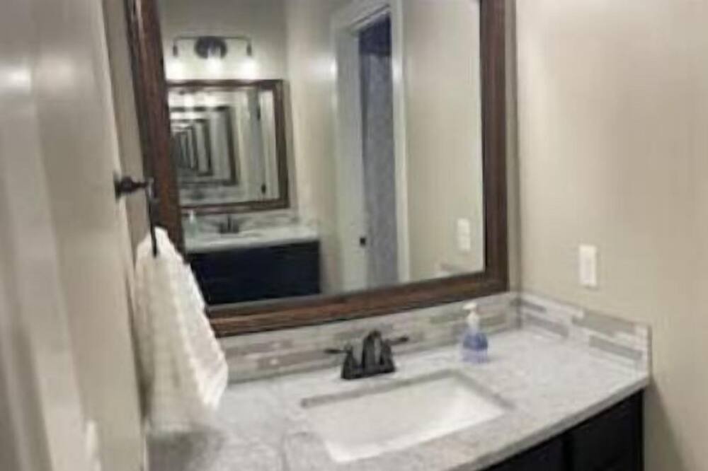 Photo of Bathroom in Las Cruces