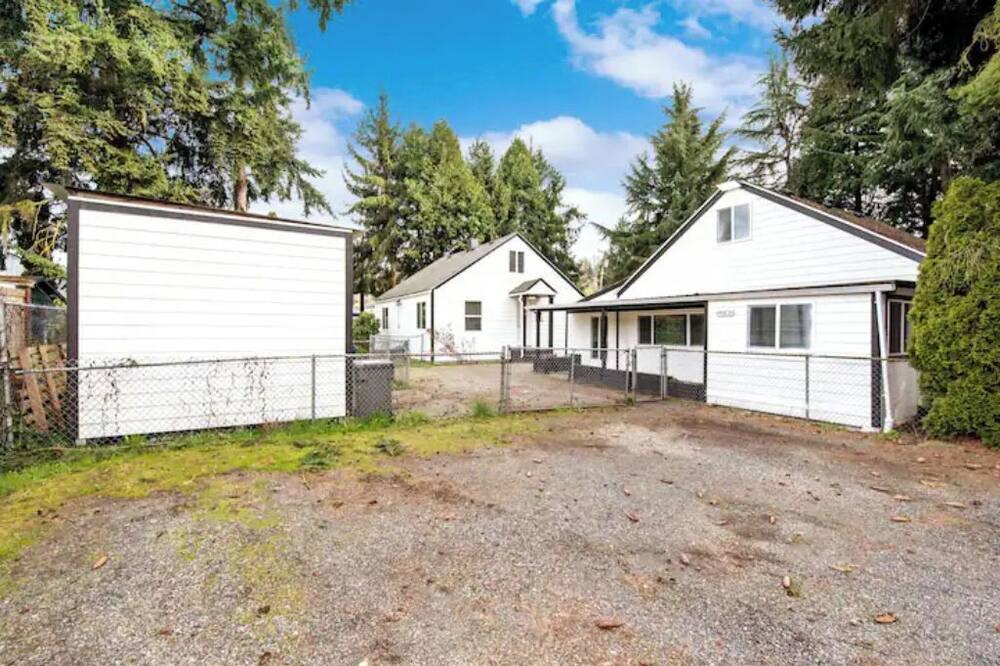 Photo of Outdoor in Maplewood