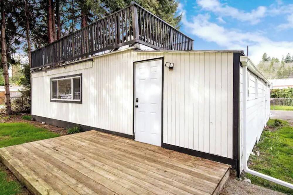 Photo of Outdoor in Maplewood